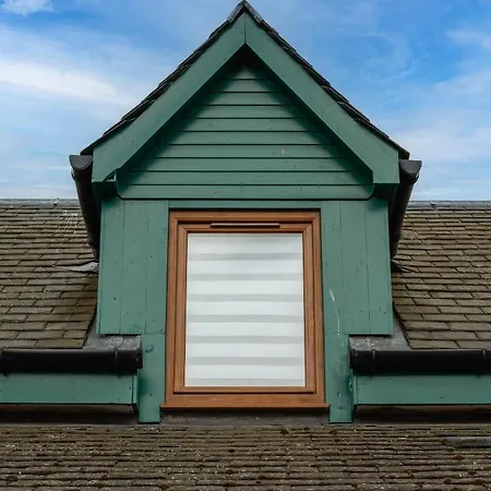Aldo'S Place Dingwall Exterior photo